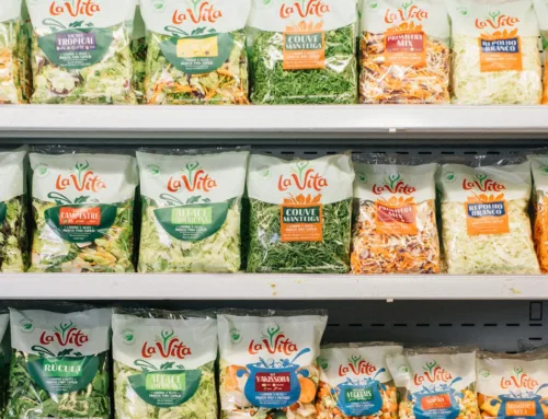 Quanto tempo dura uma salada pronta na geladeira?